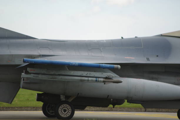 AIM-9X sidewinder short-range air-to-air missile on the wing of a royal netherlands air force f16 fighter plane AIM-9X short-range air-to-air missile on the wing of a royal netherlands air force lockeed martin f16 fighting falcon  fighter plane at Leeuwarden air base 4 april 2019 the netherlands sidewinder missile stock pictures, royalty-free photos & images
