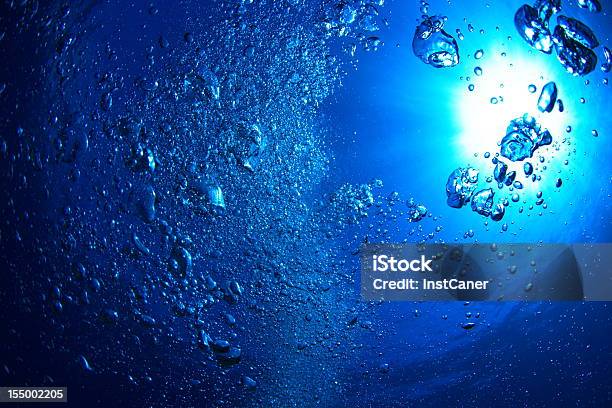 Blasen Stockfoto und mehr Bilder von Meer - Meer, Tiefe, Blase - Physikalischer Zustand