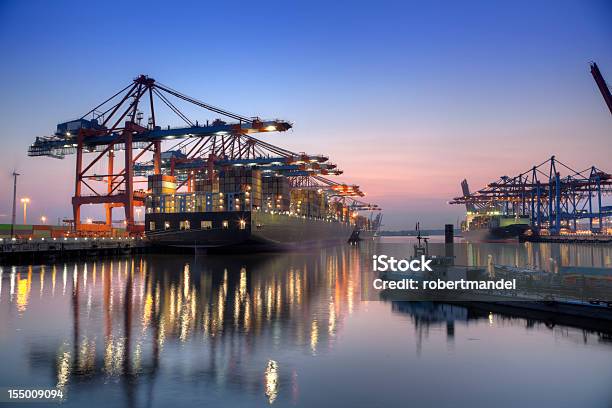 Harbor Stockfoto und mehr Bilder von Hafen - Hafen, Nacht, Hamburg