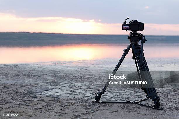 Kamera Fotografieren Bei Sonnenuntergang Stockfoto und mehr Bilder von Abenddämmerung - Abenddämmerung, Blau, Bunt - Farbton