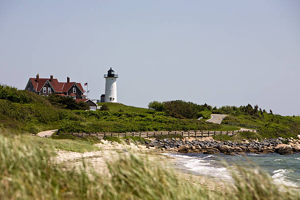 nobska e a praia - lighthouse massachusetts beach coastline imagens e fotografias de stock