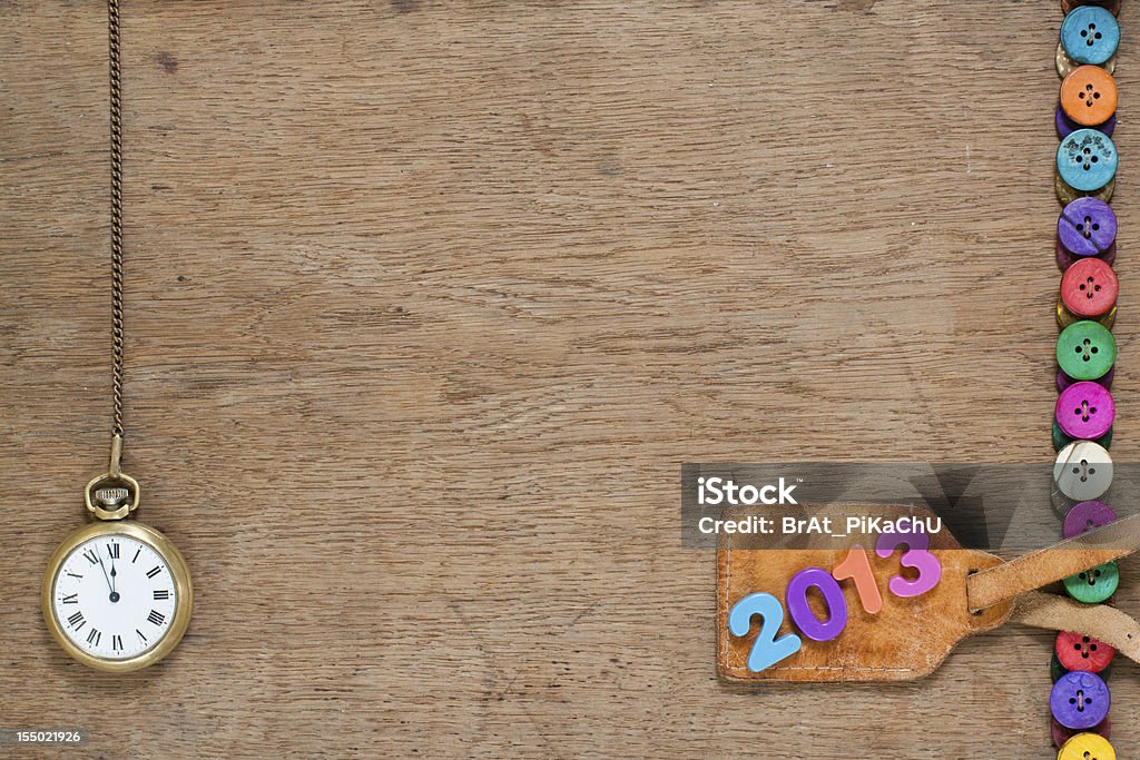 新年の日付、pocket watch 、カラフルな木製ボタン - 2013年のロイヤ�リティフリーストックフォト