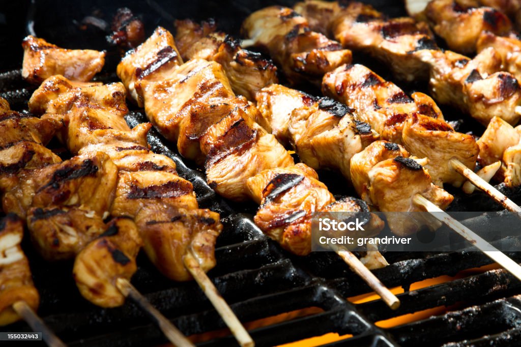 Kebabs au poulet grillé - Photo de Acier inoxydable libre de droits
