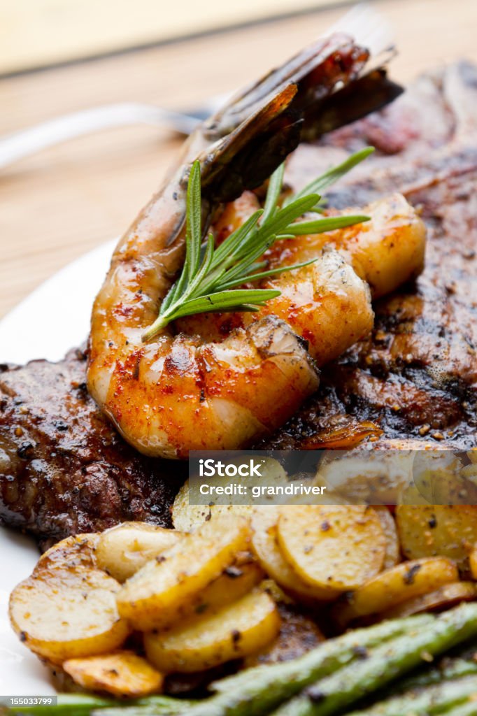 Stek i Shrimp - Zbiór zdjęć royalty-free (Barbecue)