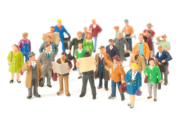 маленький человек толпа фигурки - figurine toy people occupation стоковые фото и изображения