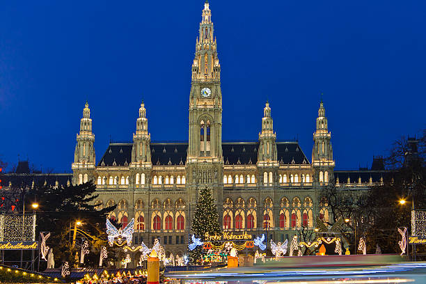 wiedeński ratusz na święta - vienna austria vienna town hall night zdjęcia i obrazy z banku zdjęć