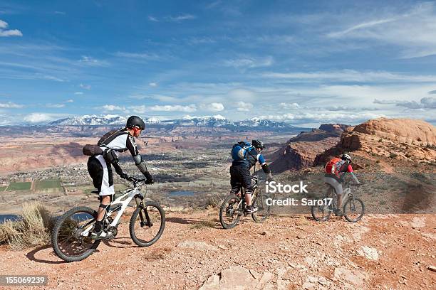Moab Malownicze Górskie Utah - zdjęcia stockowe i więcej obrazów Jeździć na rowerze - Jeździć na rowerze, Moab - Utah, Pustynia
