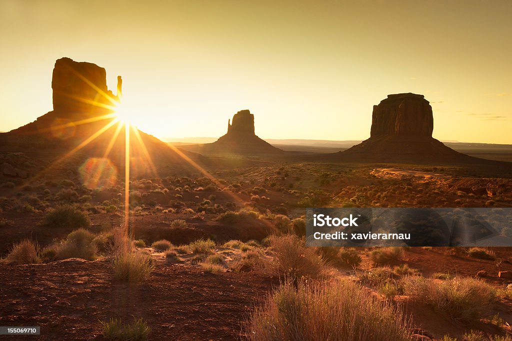 Mattina presto nella Monument Valley - Foto stock royalty-free di Arizona