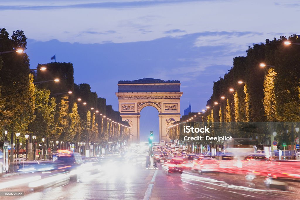 Arc de Triomphe in Paris Frankreich in der Nacht - Lizenzfrei Paris Stock-Foto