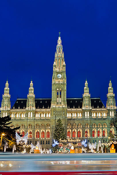 istock Rathaus at Christmas, Vienna 155077034