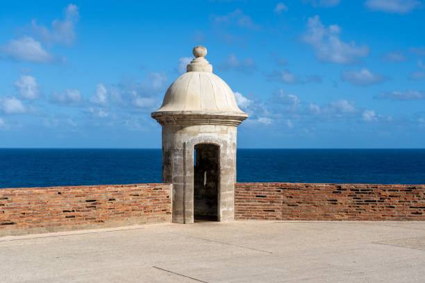 istock a brick wall and blue water in the background, at el mordillo 1550813985