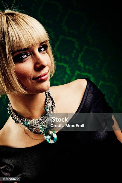 Glam Portret - zdjęcia stockowe i więcej obrazów Biżuteria - Biżuteria, Blond włosy, Ciało ludzkie
