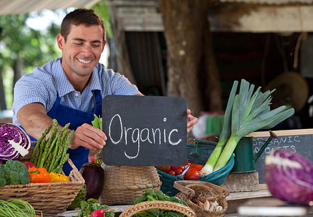 istock Farmers Market 155095702