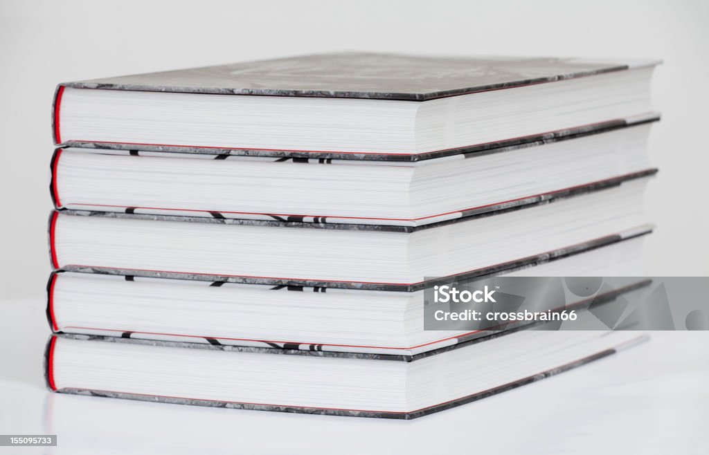 Pilha de livros de capa dura - Foto de stock de Impressão - Atividade royalty-free