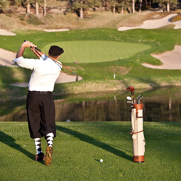 vintage pochodzący z pumpy - sport tee day tee box zdjęcia i obrazy z banku zdjęć