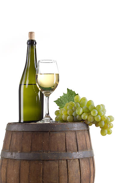 белое вино состав - wine cork white wine grape стоковые фото и изображения