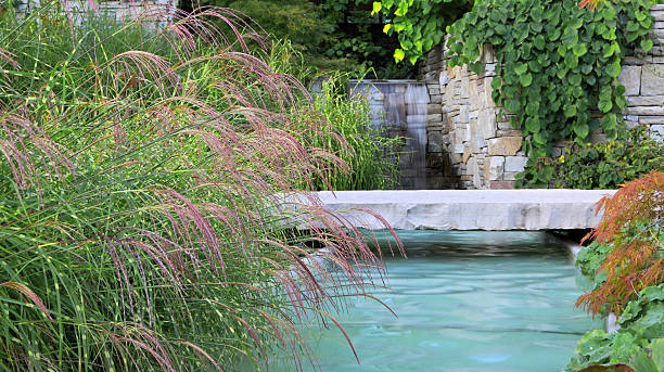 jardin d'eau - fountain water stone falling water photos et images de collection