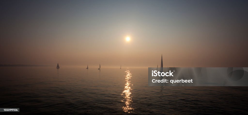 Segelboote am Meer - Lizenzfrei Abenddämmerung Stock-Foto