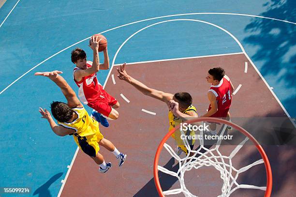 Photo libre de droit de Jump Shot banque d'images et plus d'images libres de droit de Basket-ball - Basket-ball, Rôle dans le sport, 20-24 ans