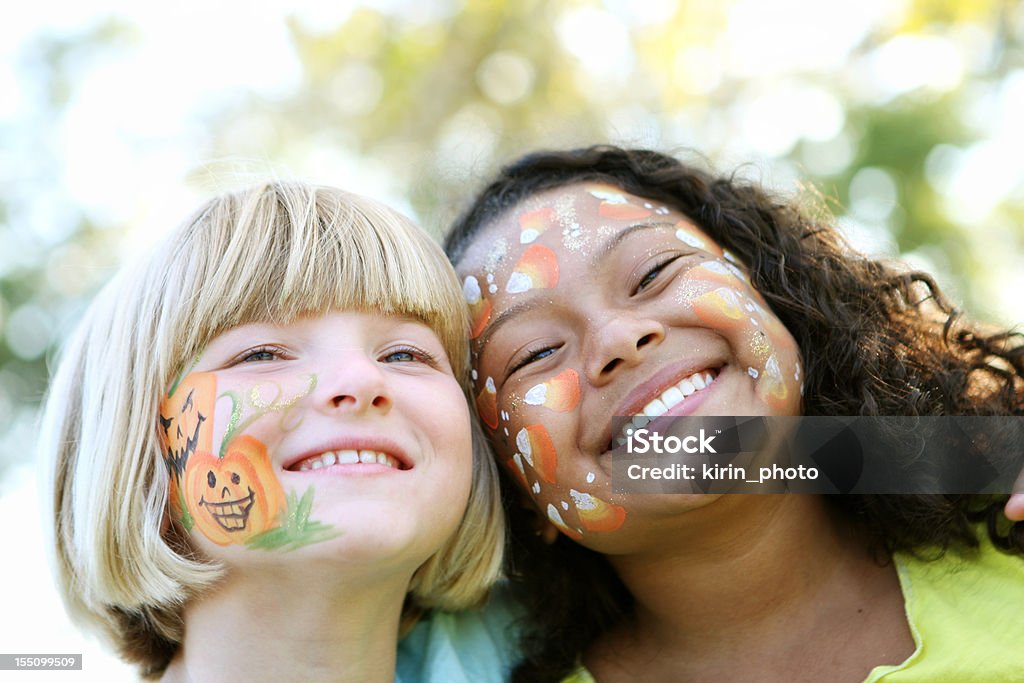 Volto dipinto bambini - Foto stock royalty-free di Autunno