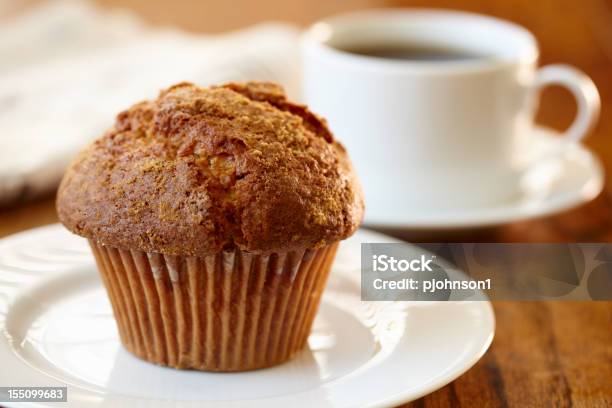 Muffin Alla Cannella - Fotografie stock e altre immagini di Muffin - Dolci - Muffin - Dolci, Caffè - Bevanda, Cannella