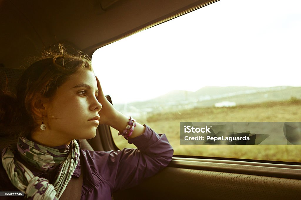 Teenager-Mädchen, die mit dem Auto - Lizenzfrei Auto Stock-Foto