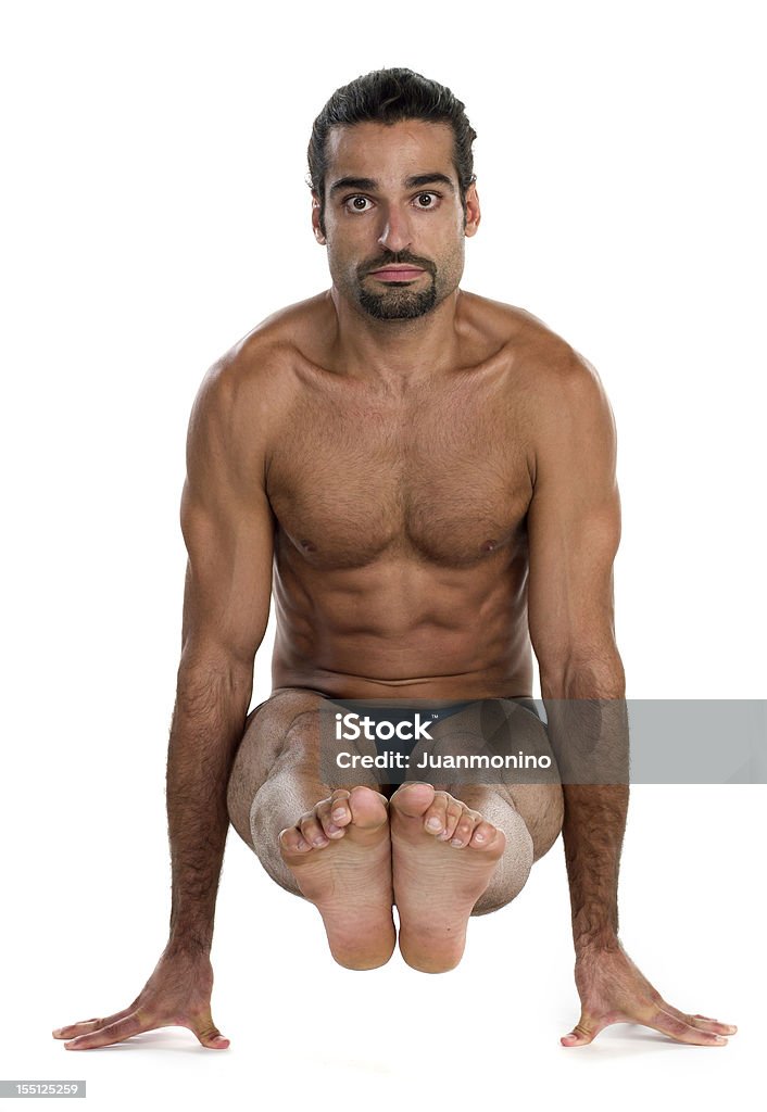 Young man practicar yoga avanzado con opciones frías y calientes - Foto de stock de Yoga libre de derechos