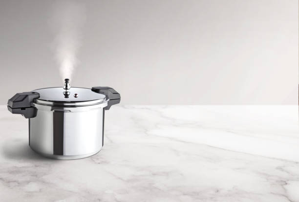 Pressure cooker cooking vegetables