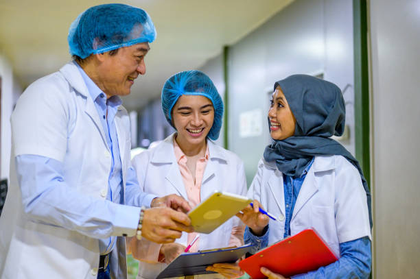 istock Bringing the best medical skill sets into one room 1551300116