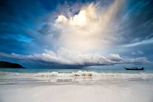 Photo of Rain in the sea