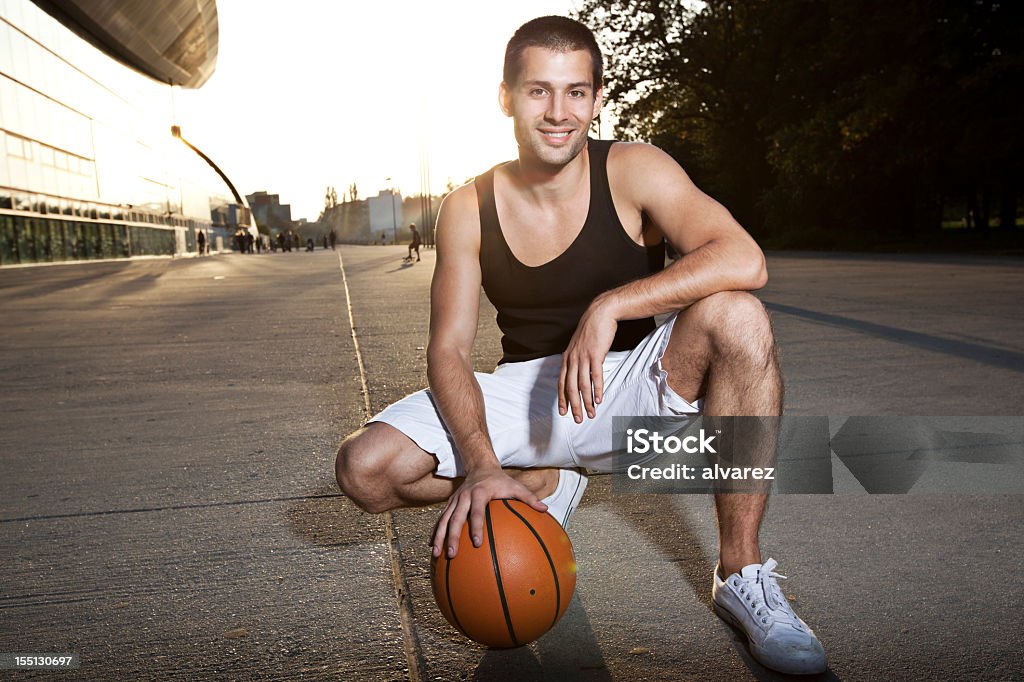 Urban Basketball Player - Lizenzfrei 20-24 Jahre Stock-Foto