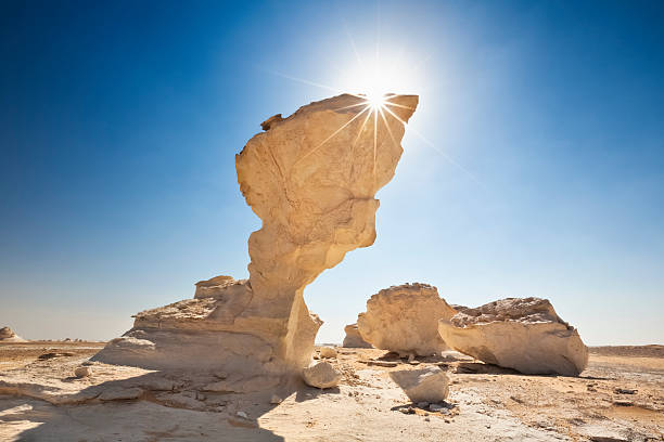 머시룸 바위산 있는 인명별 사막 of egypt - white desert 뉴스 사진 이미지