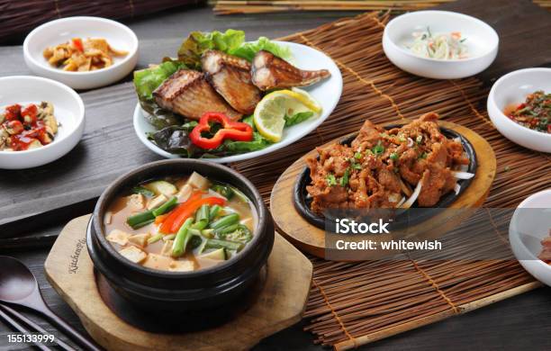 Wieprzowina Bulgogi Zupa Z Fasoli Wklej - zdjęcia stockowe i więcej obrazów Banchan - Banchan, Korea, Jedzenie