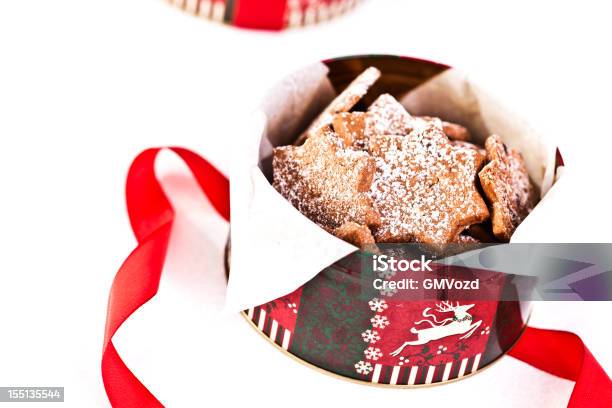 장식된 공유일 크리스마스 쿠키 및 비스킷 0명에 대한 스톡 사진 및 기타 이미지 - 0명, 가루 설탕, 계피
