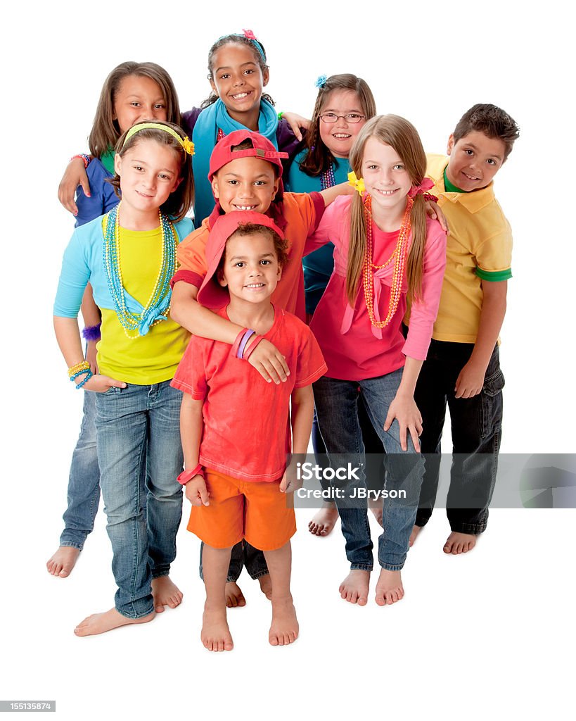 Diversidade: Grupo de crianças em pé juntos colorida comprimento integral - Foto de stock de Criança royalty-free
