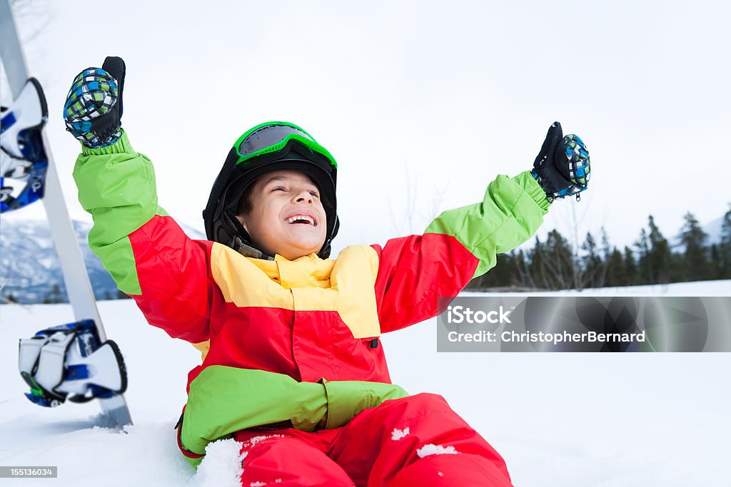 Rapaz jovem Atleta de snowboard com polegares para cima - Royalty-free 6-7 Anos Foto de stock