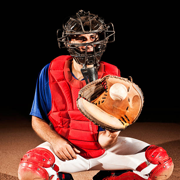 baseball-spieler (catcher) at home plate - baseball player flash stock-fotos und bilder