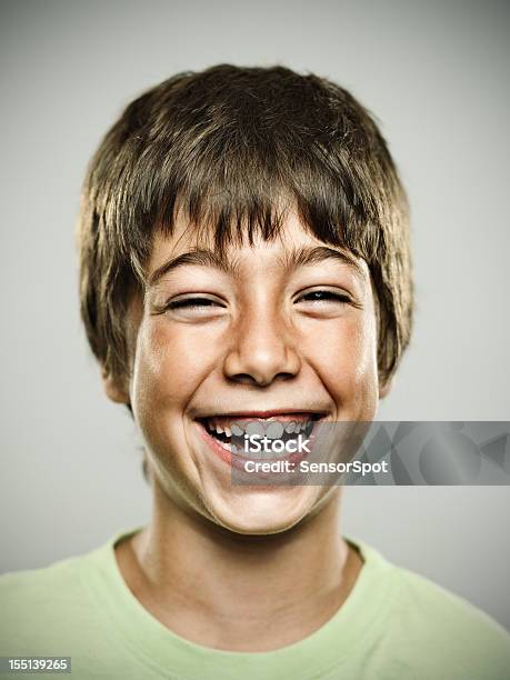 Happy Kid Real Foto de stock y más banco de imágenes de Chicos adolescentes - Chicos adolescentes, Adolescente, Retrato