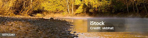 ボイジー川の秋 - かすみのストックフォトや画像を多数ご用意 - かすみ, アイダホ州, アメリカ合衆国