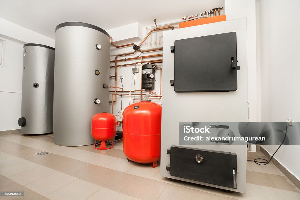 Sistema di riscaldamento della casa - Foto stock royalty-free di Caldaia