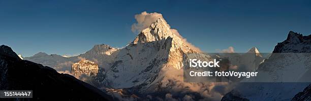 Himalaya 인공눈 서밋 해질녘까지 드라마틱 산 피크 파노라마 겨울에 대한 스톡 사진 및 기타 이미지 - 겨울, 경관, 계곡