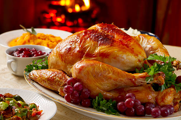 die türkei abendessen - roast turkey stock-fotos und bilder