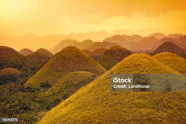 Wzgórza Czekoladowe - zdjęcia stockowe i więcej obrazów Filipiny - Filipiny, Wzgórza Czekoladowe, Wzgórze