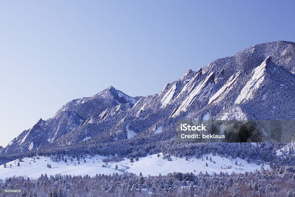 Neve Flatirons de Boulder, Colorado - Foto de stock de Colorado royalty-free