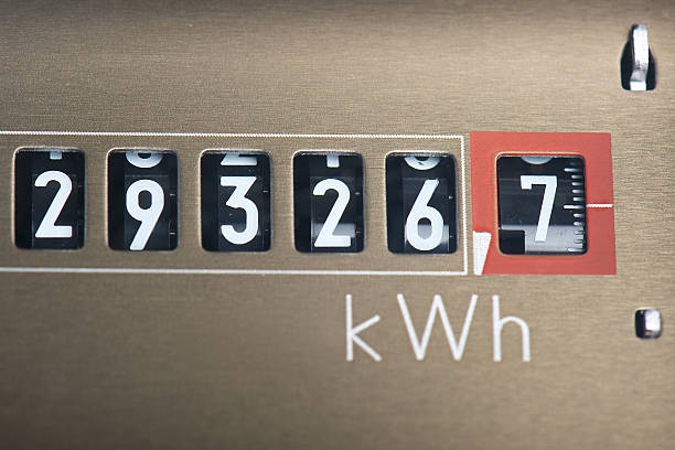 Electric meter Electricity meter displaying kWh kilowatt stock pictures, royalty-free photos & images