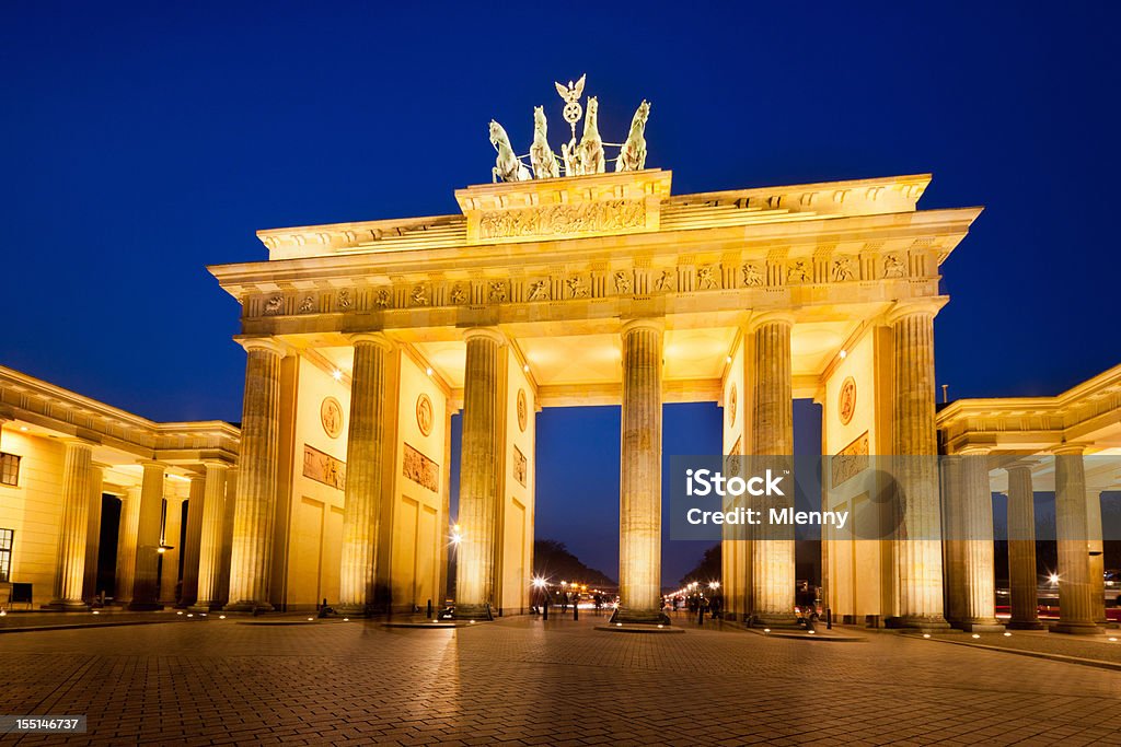Бранденбургские ворота в Берлине, Германия - Стоковые фото Бранденбургские ворота роялти-фри