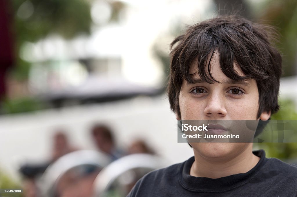 Trece años viejo niño - Foto de stock de 12-13 años libre de derechos