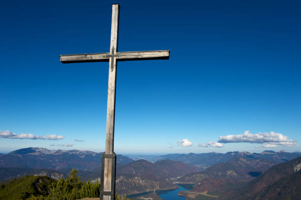 istock View on Sylvenstein Lake, Bavaria 155147973