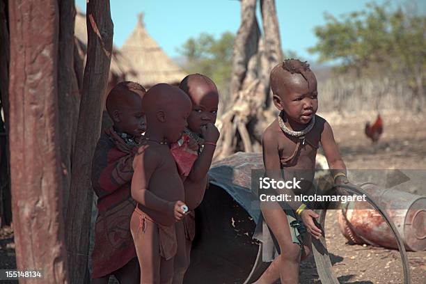 Himba Kinder Stockfoto und mehr Bilder von Namibia - Namibia, Dorf, Himba