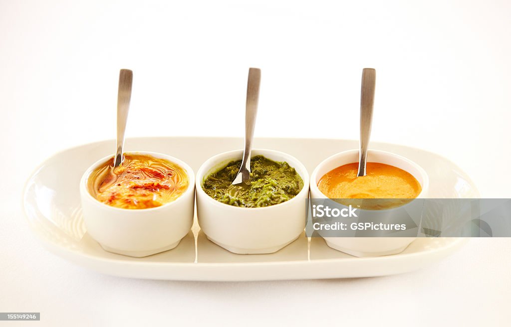 Três Taças de quedas de diferentes em uma linha - Royalty-free Sauce Foto de stock